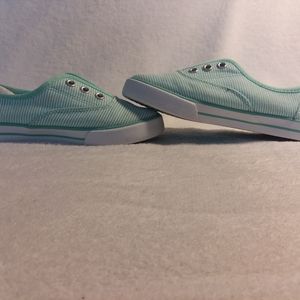 Toddler slip on shoes